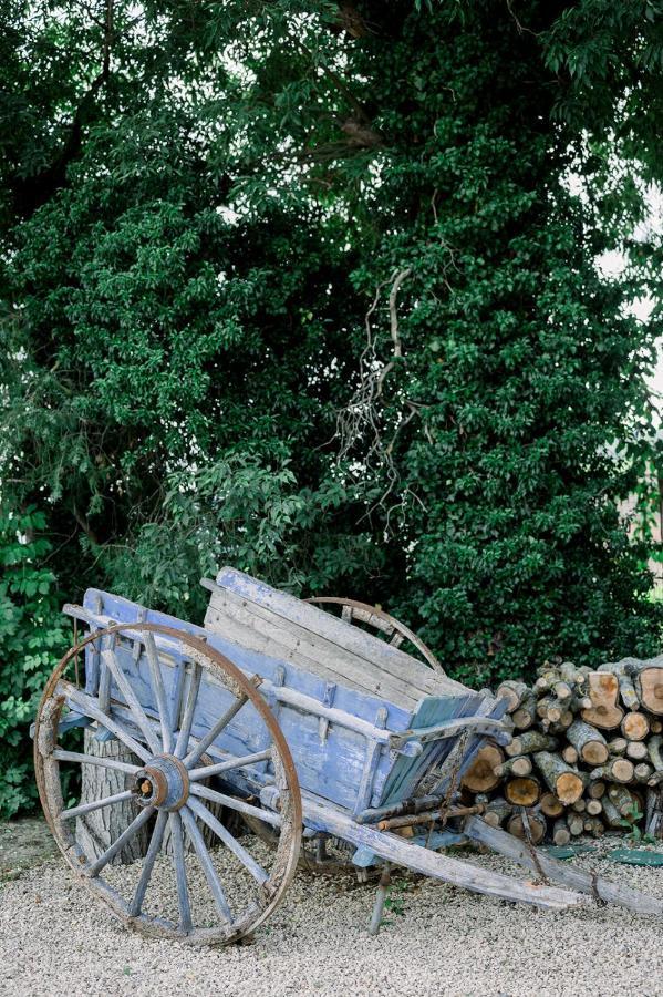Le Domaine Du Fortin เมแเนร์บส์ ภายนอก รูปภาพ